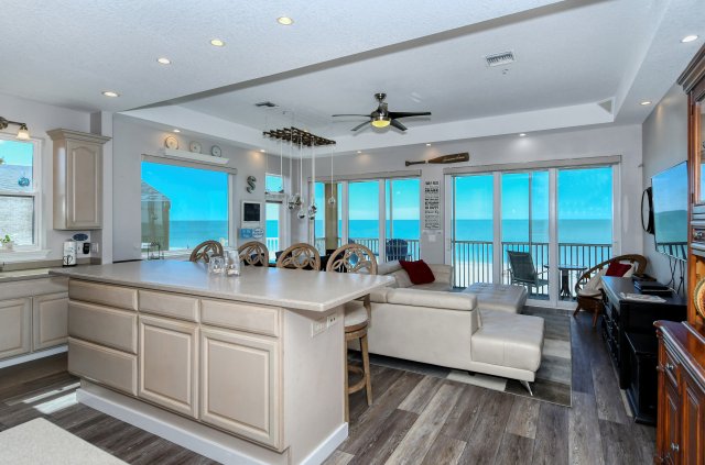 3 Condominium vacation rental located in Anna Maria Island 1