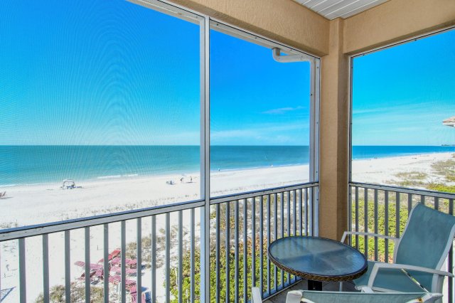 3 Condominium vacation rental located in Anna Maria Island 1