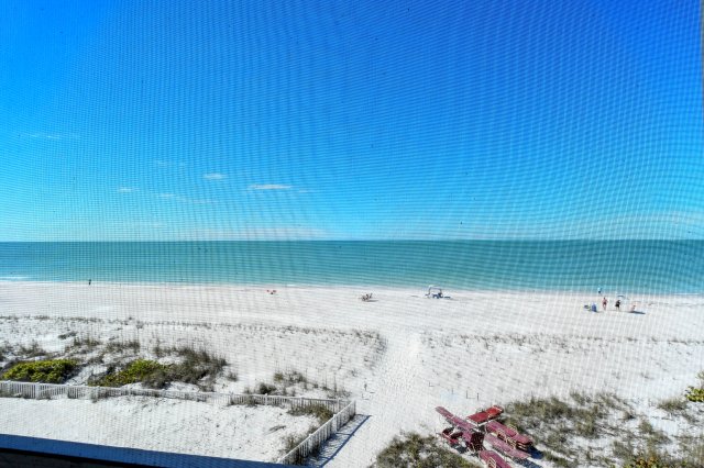 3 Condominium vacation rental located in Anna Maria Island 1