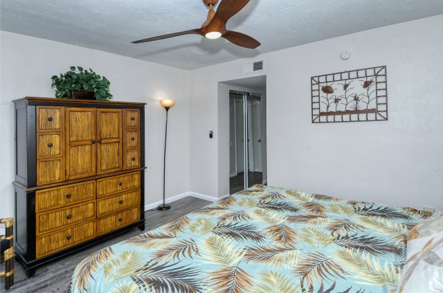 2 Condominium vacation rental located in Anna Maria Island 1