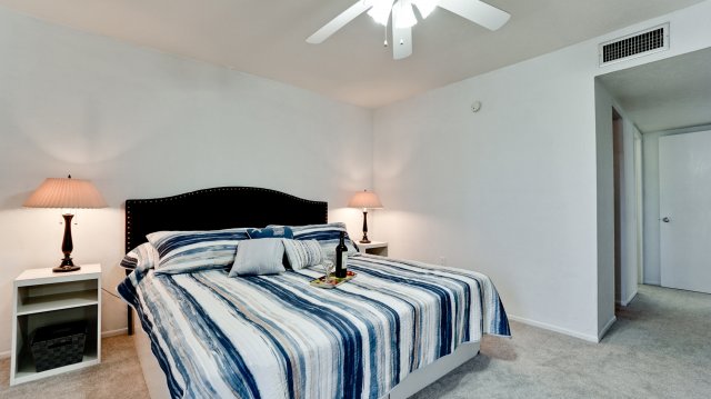 2 Condominium vacation rental located in Anna Maria Island 1