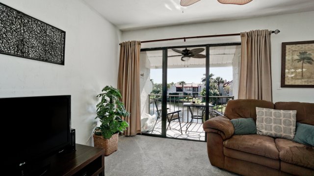 2 Condominium vacation rental located in Anna Maria Island 1