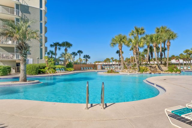 1 Condominium vacation rental located in Panama City Beach 1