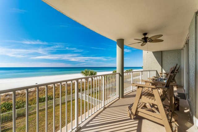 1 Condominium vacation rental located in Panama City Beach 1