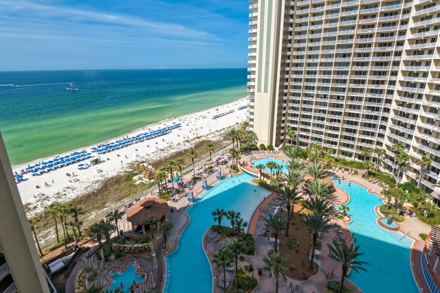 2 Condominium vacation rental located in Panama City Beach 1