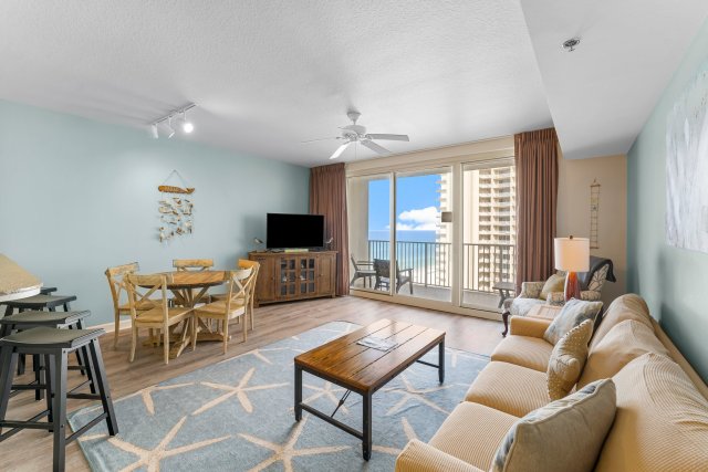 2 Condominium vacation rental located in Panama City Beach 1