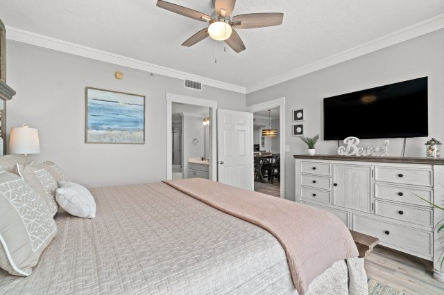 3 Condominium vacation rental located in Panama City Beach 1