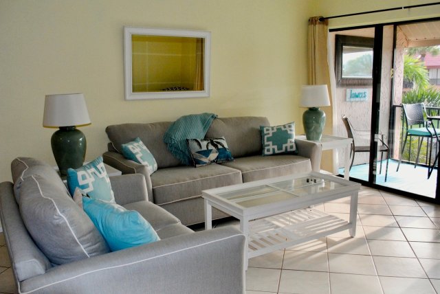 2 Condominium vacation rental located in Anna Maria Island 1