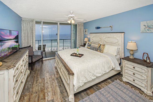 1 Condominium vacation rental located in Panama City Beach 1