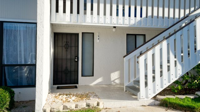 2 Condominium vacation rental located in Anna Maria Island 1