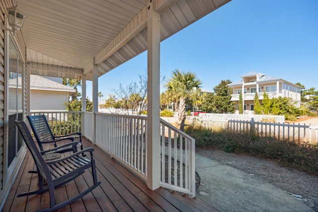 4 House vacation rental located in Destin 1