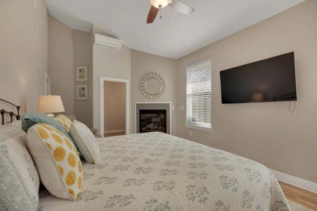 4 House vacation rental located in Destin 1