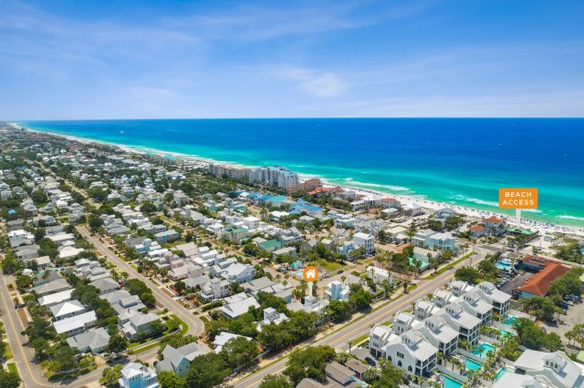 4 House vacation rental located in Destin 1