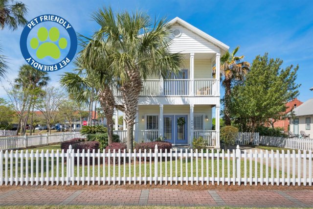 3 House vacation rental located in Destin 1