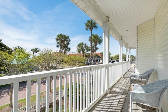 3 House vacation rental located in Destin 1