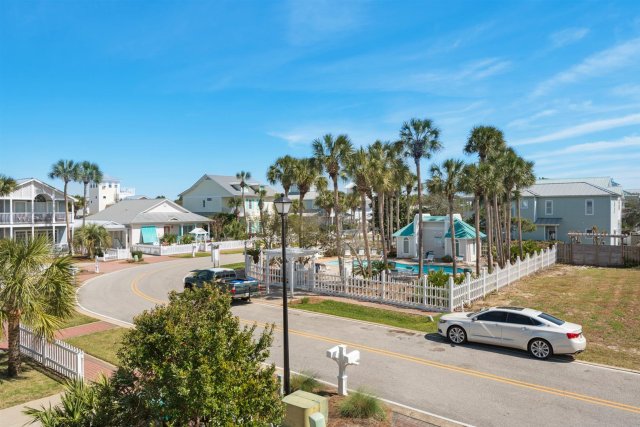 3 House vacation rental located in Destin 1