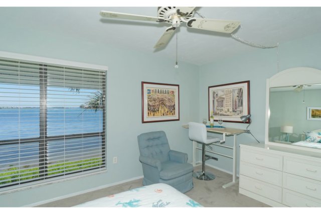 2 Condominium vacation rental located in Anna Maria Island 1