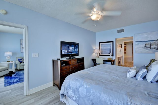 3 Condominium vacation rental located in Panama City Beach 1