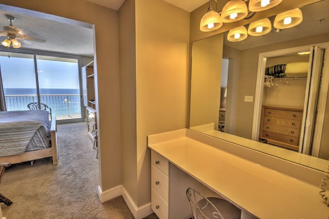 2 Condominium vacation rental located in Panama City Beach 1