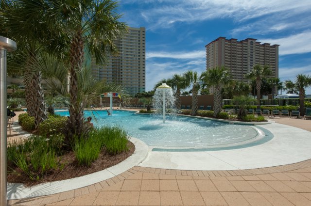 2 Condominium vacation rental located in Panama City Beach 1