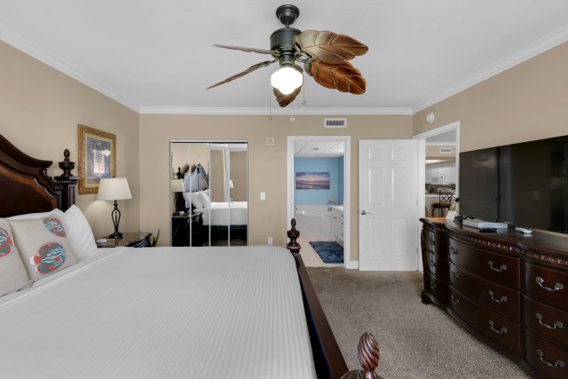 2 Condominium vacation rental located in Panama City Beach 1