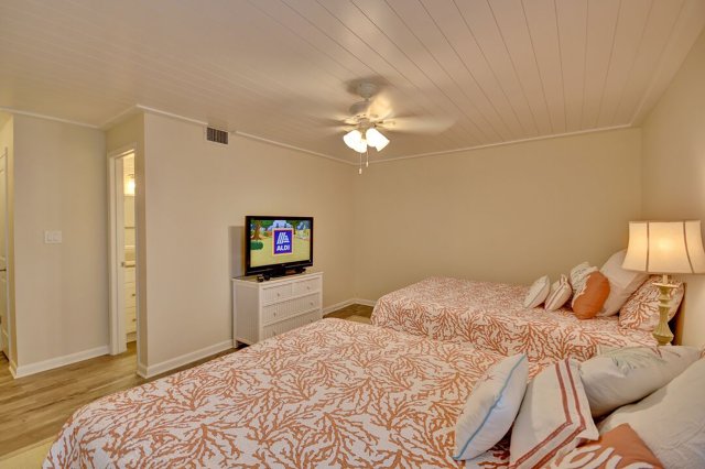 3 Condominium vacation rental located in Panama City Beach 1