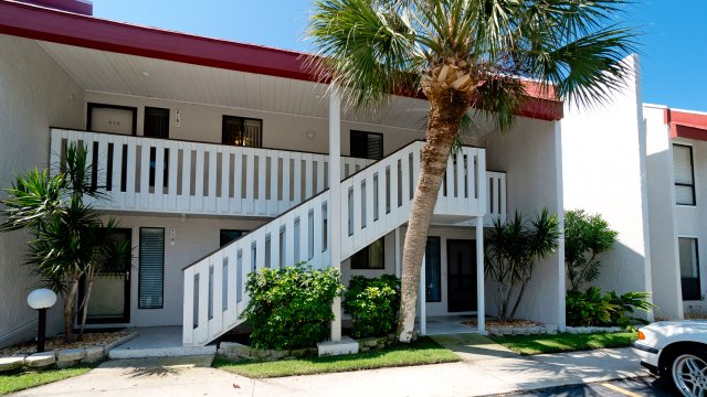 1 Condominium vacation rental located in Anna Maria Island 1