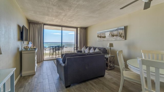 1 Condominium vacation rental located in Panama City Beach 1