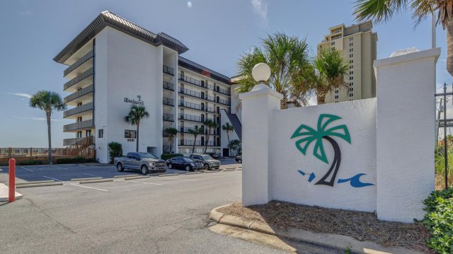 1 Condominium vacation rental located in Panama City Beach 1