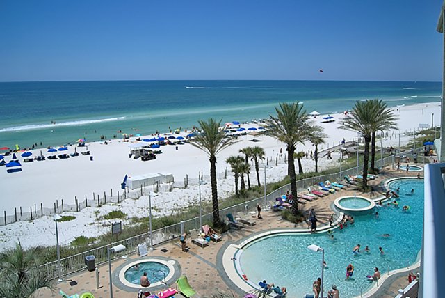 2 Condominium vacation rental located in Panama City Beach 1