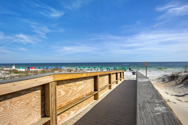 3 Condominium vacation rental located in Okaloosa Island 1