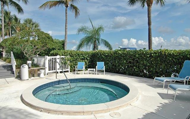 2 Condominium vacation rental located in Longboat Key 1