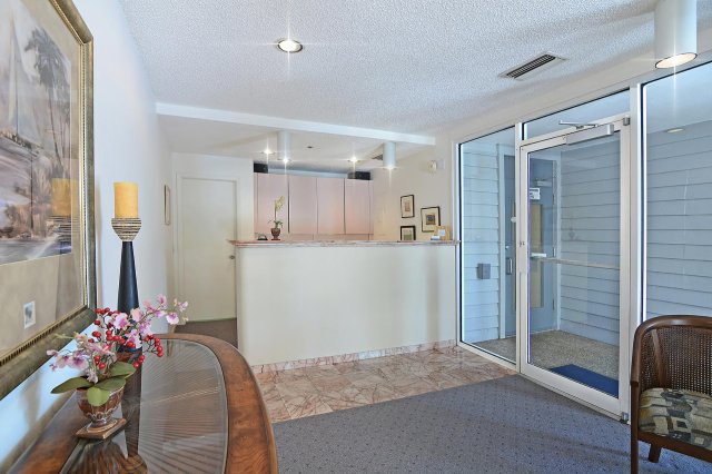 2 Condominium vacation rental located in Longboat Key 1