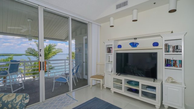 2 Condominium vacation rental located in Longboat Key 1