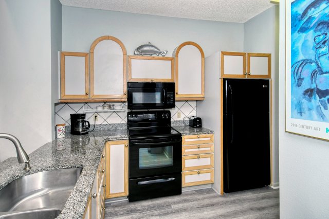 2 Condominium vacation rental located in Longboat Key 1