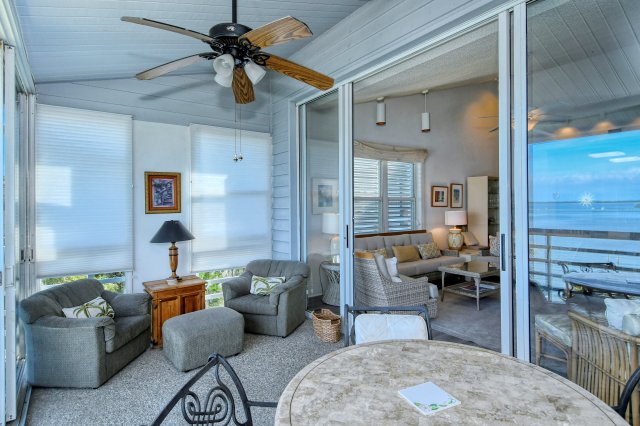 2 Condominium vacation rental located in Longboat Key 1