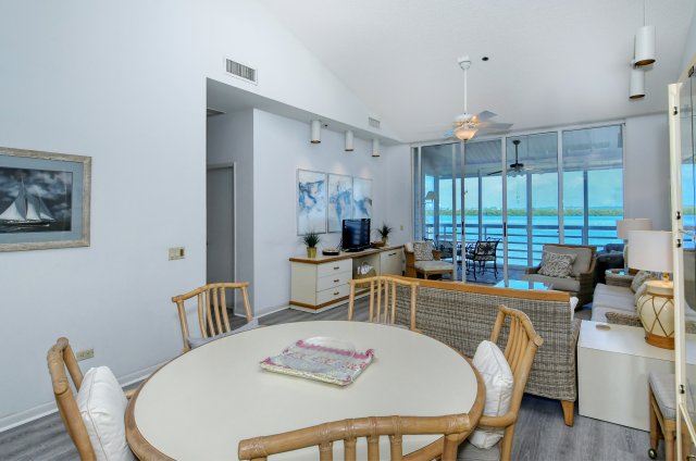 2 Condominium vacation rental located in Longboat Key 1