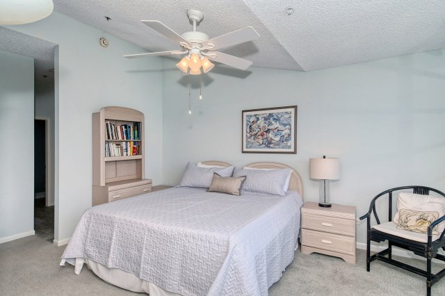 2 Condominium vacation rental located in Longboat Key 1