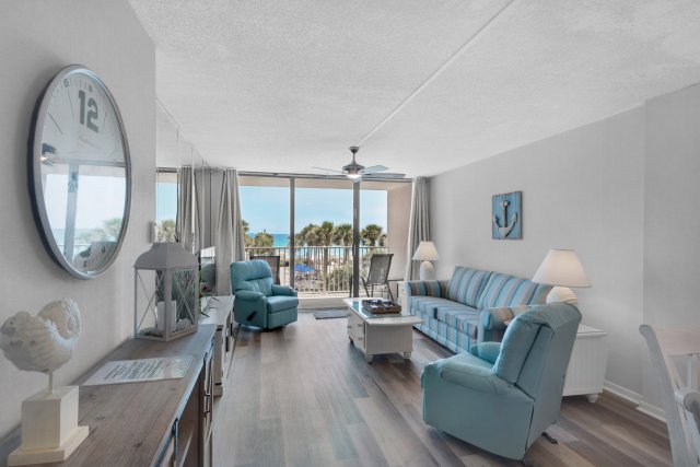 2 Condominium vacation rental located in Panama City Beach 1