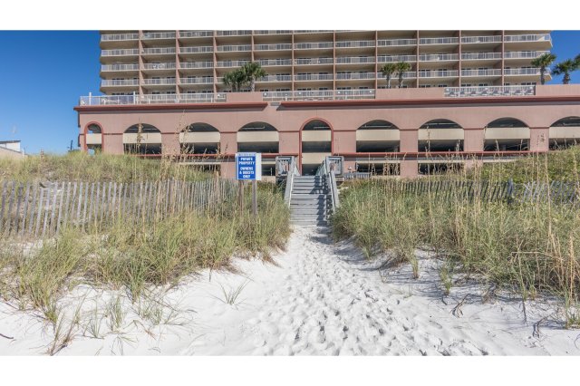 2 Condominium vacation rental located in Panama City Beach 1