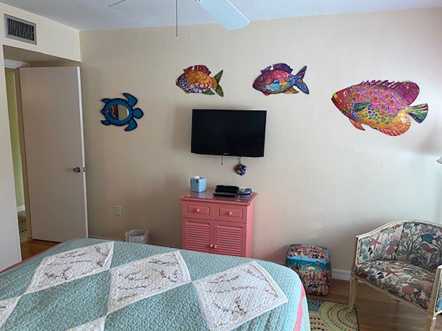 2 Condominium vacation rental located in Anna Maria Island 1