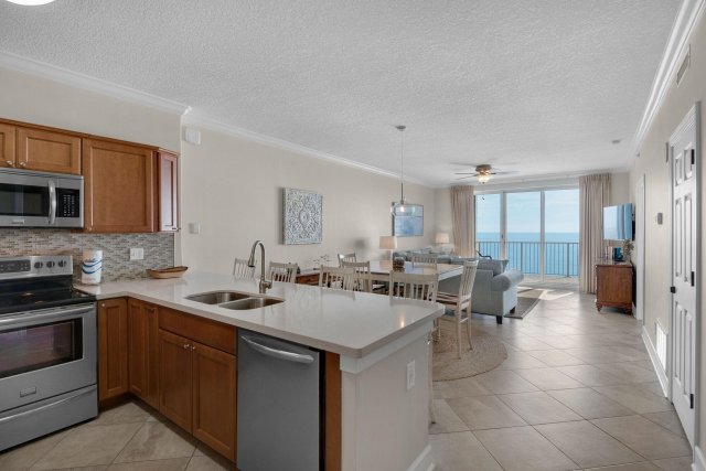 2 Condominium vacation rental located in Panama City Beach 1