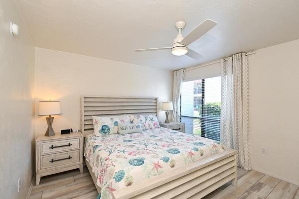 2 Condominium vacation rental located in Anna Maria Island 1