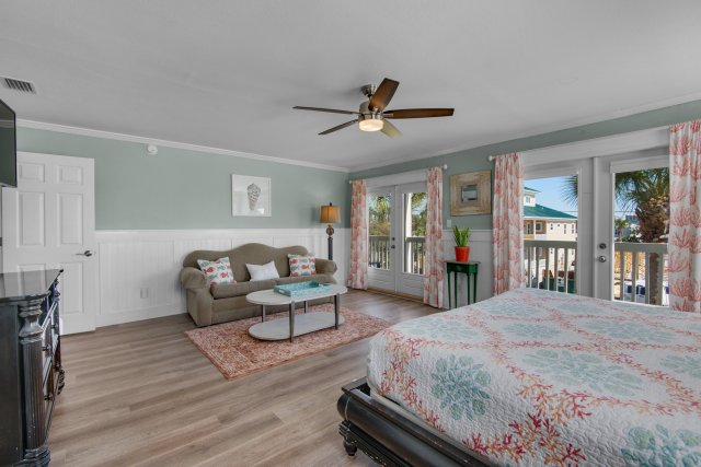 6 House vacation rental located in Destin 1