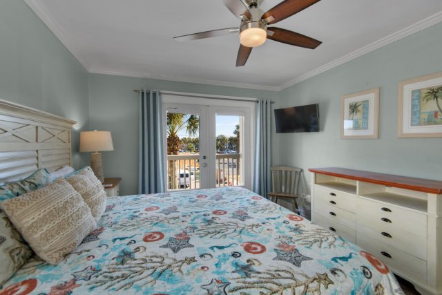 6 House vacation rental located in Destin 1