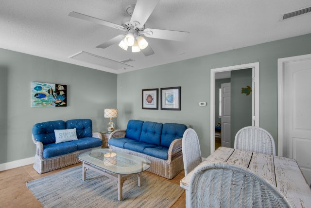 6 House vacation rental located in Destin 1