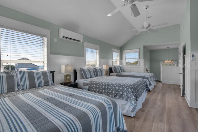 6 House vacation rental located in Destin 1