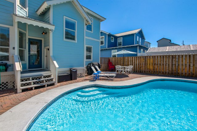 6 House vacation rental located in Destin 1