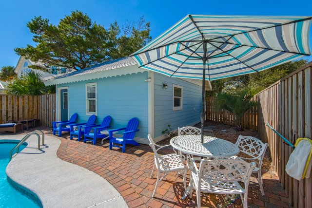 6 House vacation rental located in Destin 1