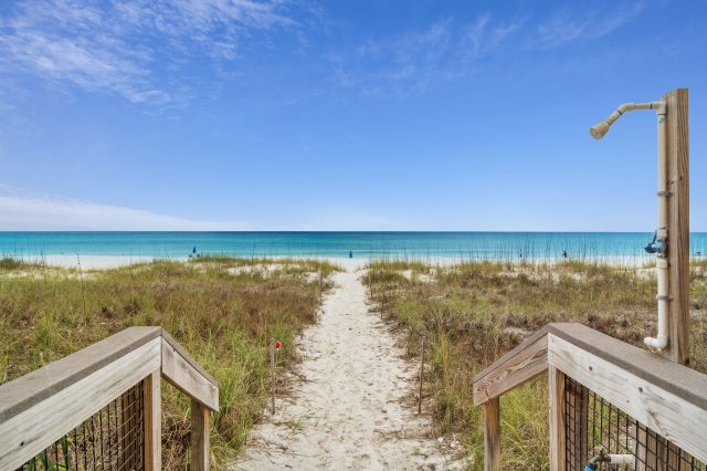 3 Condominium vacation rental located in Panama City Beach 1